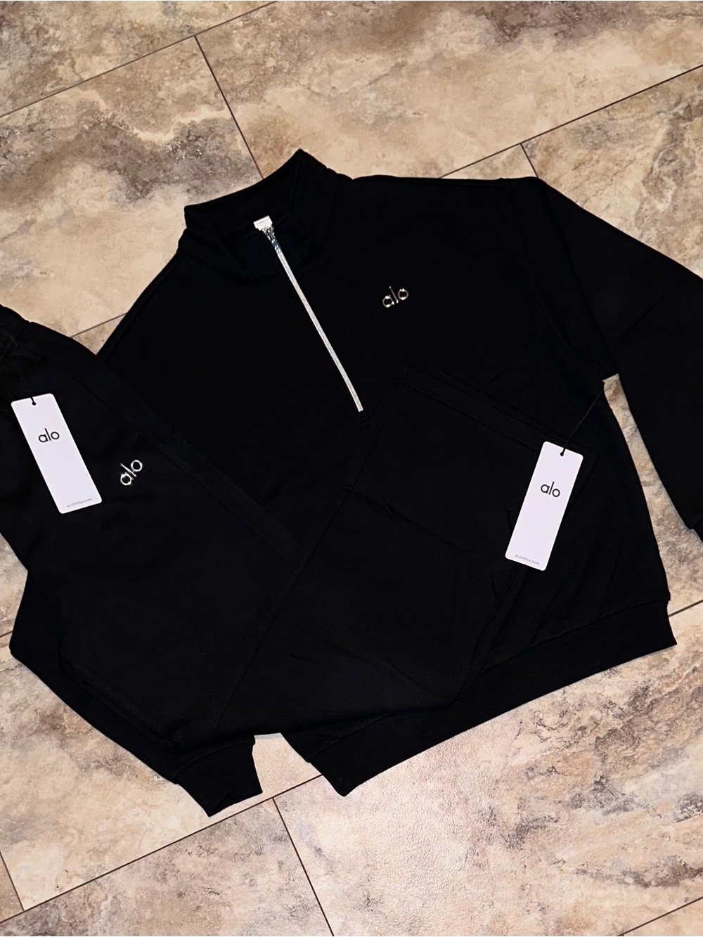 Alo Yoga Accolade 1/4 Zip & Straight Leg Sweatpants Set Black Size XS